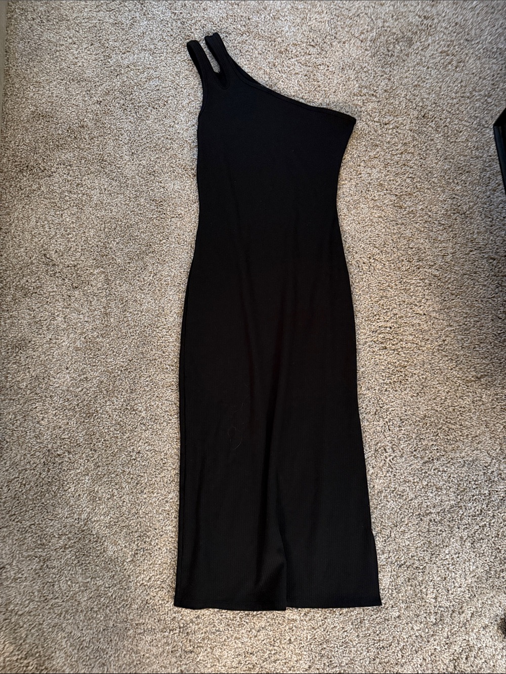 Rolla Coster Black One-Shoulder Ribbed Maxi Dress